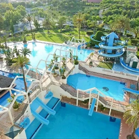 Benalbeach Holidays Apartment *