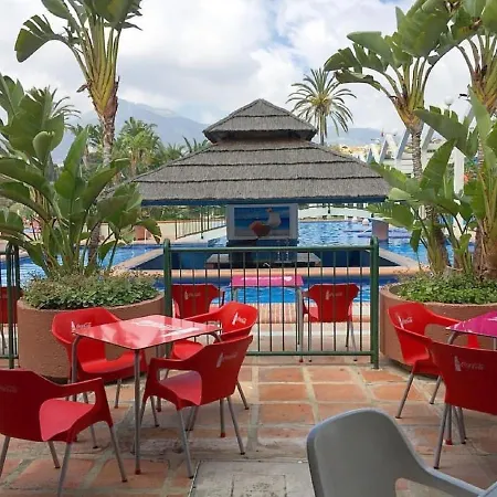 Apartment Benalbeach Holidays *