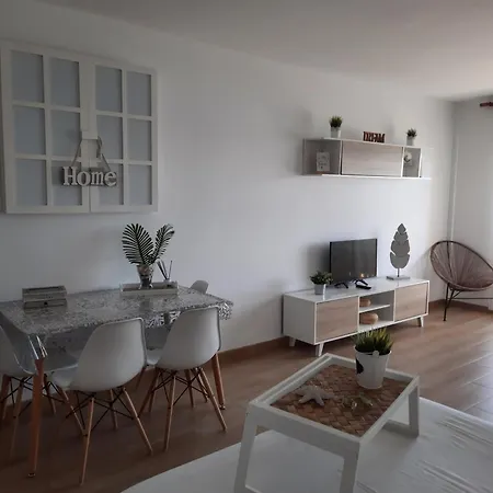 Apartment Benalbeach Holidays *