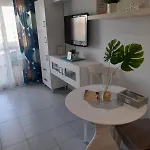Benalbeach Holidays Daire
