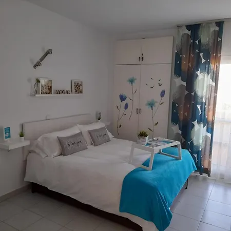 Apartment Benalbeach Holidays