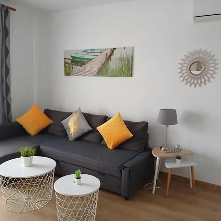 Benalbeach Holidays Apartmán *